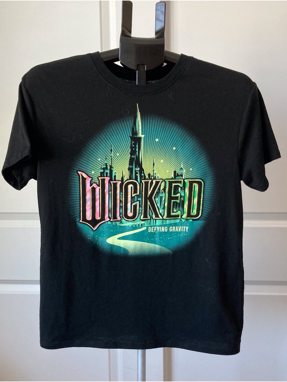Wicked Defying Gravity Graphic Tee Youth XL Musical Movie